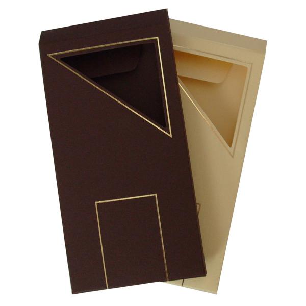 Tafelverpackung für 100g Schokoladen mit dem dreieckigem Sichtfenster